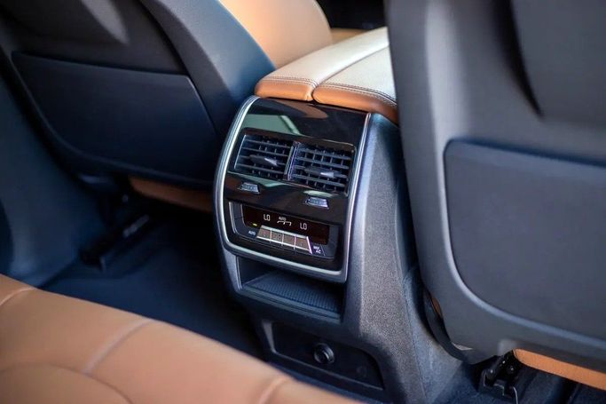 Used BMW X5 40i IV (G05/G18), 3.0 l, 2022 in Dubai by Royal Diamond Motors, White color. GCC Specs | AUTO.AE