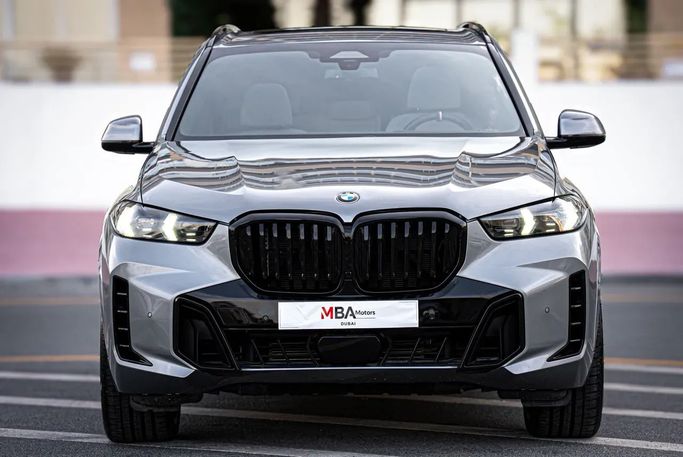 مستعملة BMW X5 40i xDrive عملية فيس ليفت IV (G05/G18), 3.0 l, 2025 في في دبي من MBA Motors، اللون فضي. أخرى | AUTO.AE | إعلان #269765