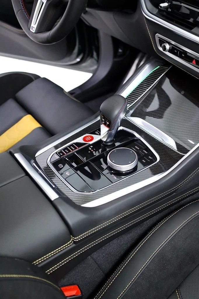 Новый BMW X6 M Competition III (F96) Рестайлинг, 4.4 л, 2025 в Дубае от Al Faris Motors Зеленый цвет. Other | AUTO.AE