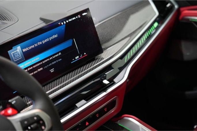 New BMW X6 M Competition III (F96) Facelift, 4.4 l, 2025 in Dubai by Oscar Motors, Black color. GCC Specs | AUTO.AE