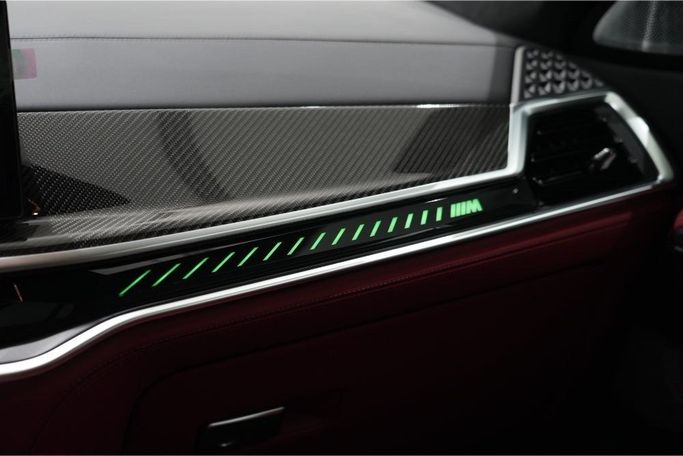 New BMW X6 M Competition III (F96) Facelift, 4.4 l, 2025 in Dubai by Oscar Motors, Black color. GCC Specs | AUTO.AE