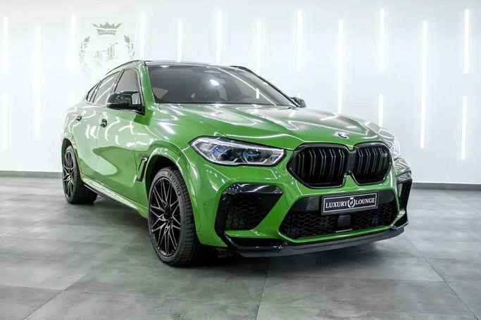 Подержанный BMW X6 M III (F96), 4.4 л, 2021 в Дубае от Luxury Lounge Cars Зеленый цвет. GCC | AUTO.AE