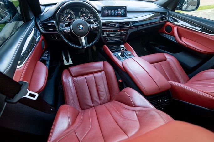 Подержанный BMW X6 50i II (F16), 4.4 л, 2017 в Дубае от Linda Cars Серый цвет. GCC | AUTO.AE