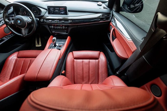 Подержанный BMW X6 35i II (F16), 3.0 л, 2019 в Дубае от Linda Cars Черный цвет. GCC | AUTO.AE