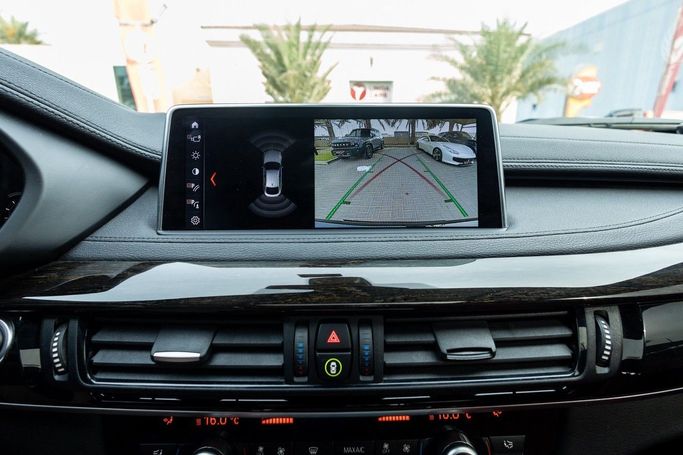 Подержанный BMW X6 35i II (F16), 3.0 л, 2019 в Дубае от Linda Cars Черный цвет. GCC | AUTO.AE