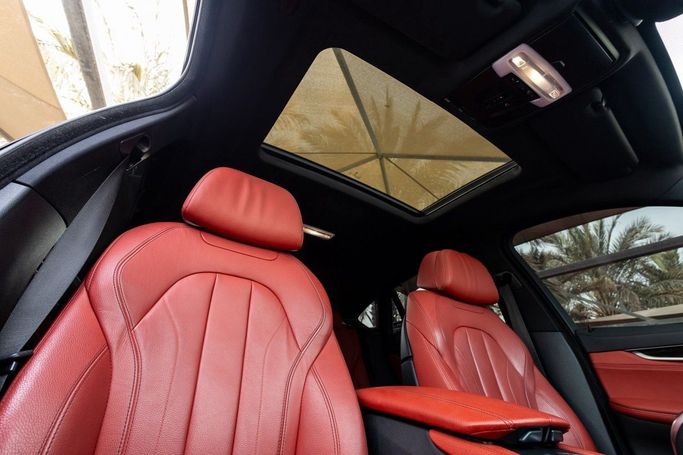 Подержанный BMW X6 35i II (F16), 3.0 л, 2019 в Дубае от Linda Cars Черный цвет. GCC | AUTO.AE