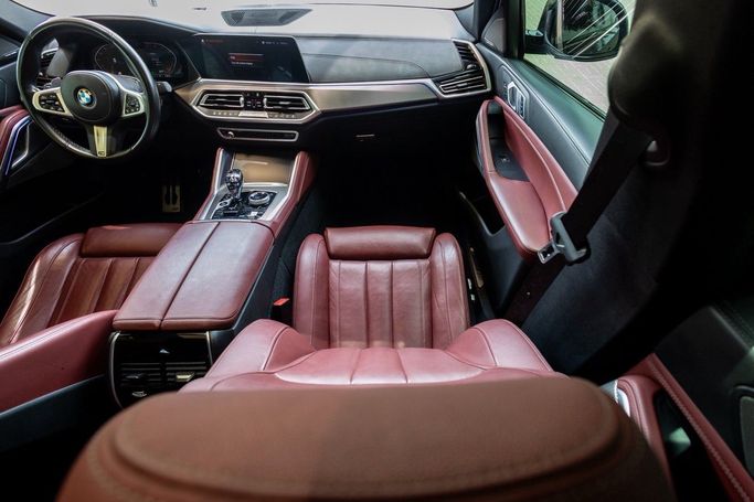 Подержанный BMW X6 40i III (G06), 3.0 л, 2020 в Дубае от Linda Cars Черный цвет. GCC | AUTO.AE