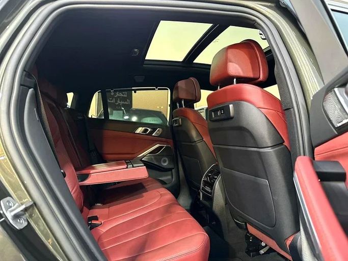 Подержанный BMW X6 40i III (G06), 3.0 л, 2021 в Дубае от Auto Bank Motors Черный цвет. Корейская | AUTO.AE
