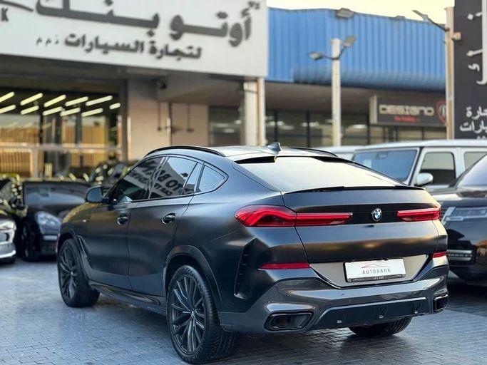 Подержанный BMW X6 40i III (G06), 3.0 л, 2022 в Дубае от Auto Bank Motors Черный цвет. GCC | AUTO.AE