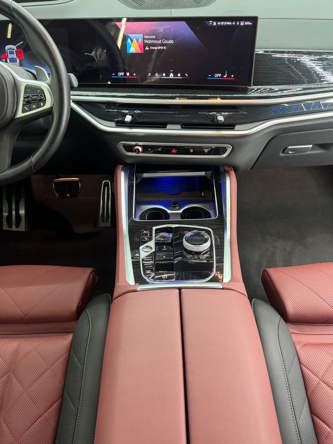 Подержанный BMW X6 40i III (G06) Рестайлинг, 3.0 л, 2024 в Дубае от Zeus Motors Серый цвет. GCC | AUTO.AE