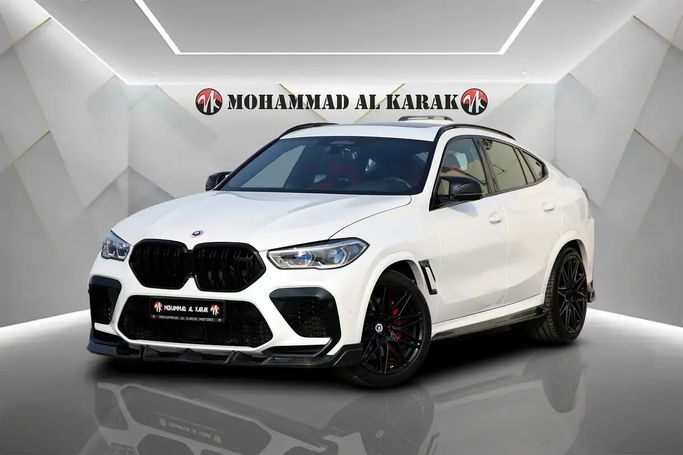 Подержанный BMW X6 M50i xDrive III (G06), 4.4 л, 2023 в Дубае от Mohammad Alkarak Motors Белый цвет. Корейская | AUTO.AE | Объявление #254486