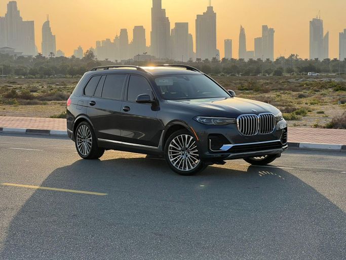 BMW X7 40i I (G07), 2022 business suv 5 dr. for rent in Dubai by Lite Rent, black color | AUTO.AE