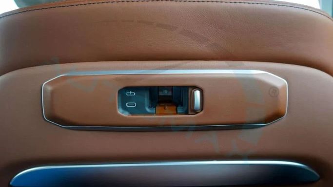 Новый BMW X7 40i I (G07) Рестайлинг, 3.0 л, 2025 в Дубае от Auto Max Group Черный цвет. GCC | AUTO.AE