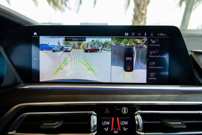 Used BMW X7 40i I (G07), 3.0 l, 2020 in Dubai by Linda Cars, Black color. GCC Specs | AUTO.AE