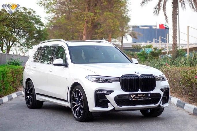 Used BMW X7 40i I (G07), 3.0 l, 2020 in Dubai by Royal Diamond Motors, White color. GCC Specs | AUTO.AE