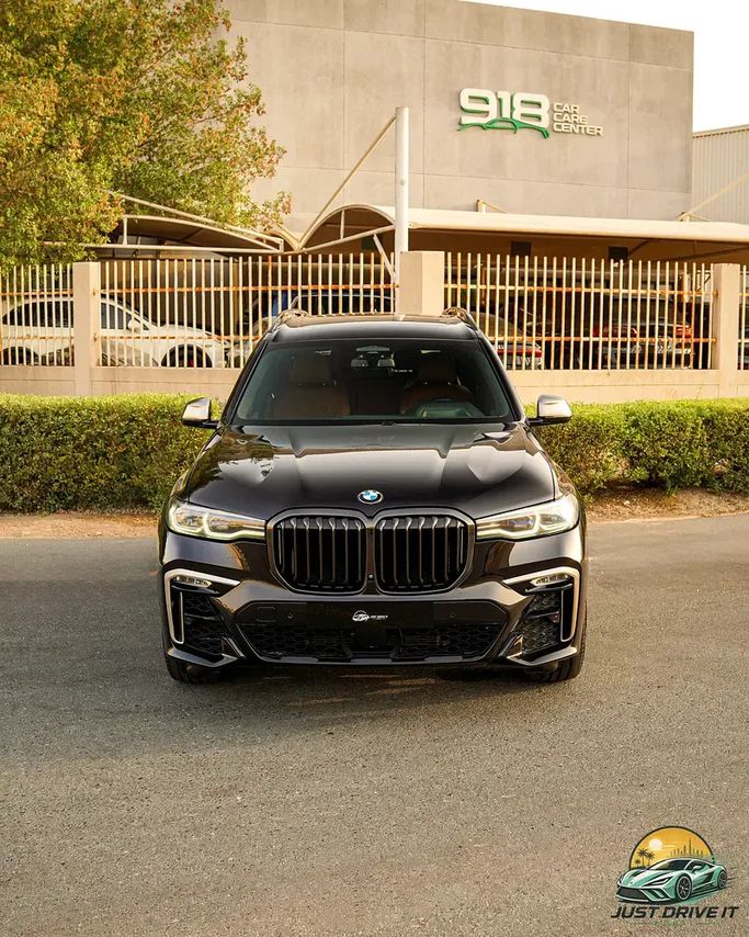 Подержанный BMW X7 M50i I (G07), 4.4 л, 2022 в Дубае от JUST DRIVE IT Черный цвет. GCC | AUTO.AE | Объявление #273488