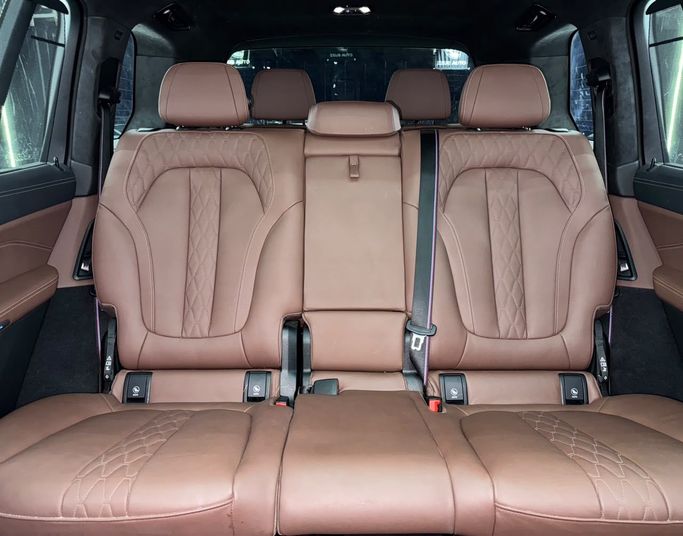 Used BMW X7 40i I (G07) Facelift, 3.0 l, 2025 in UAE, Dubai by Zeus Motors, White color. GCC Specs | AUTO.AE | Listing #295484 — photo 24 of 25
