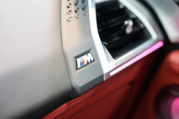 New BMW XM Label, 4.4 l, 2025 in Dubai by Sanam Cars, Black color. GCC Specs | AUTO.AE