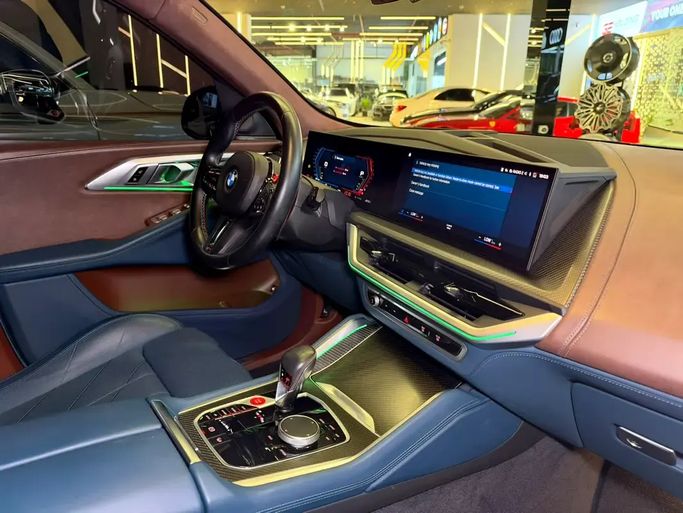مستعملة BMW XM، 4.4 لتر، 2024 في الإمارات، دبي من GE Motors، اللون رمادي. المواصفات الأوروبية | AUTO.AE | إعلان #295563 — صورة 14 من 16