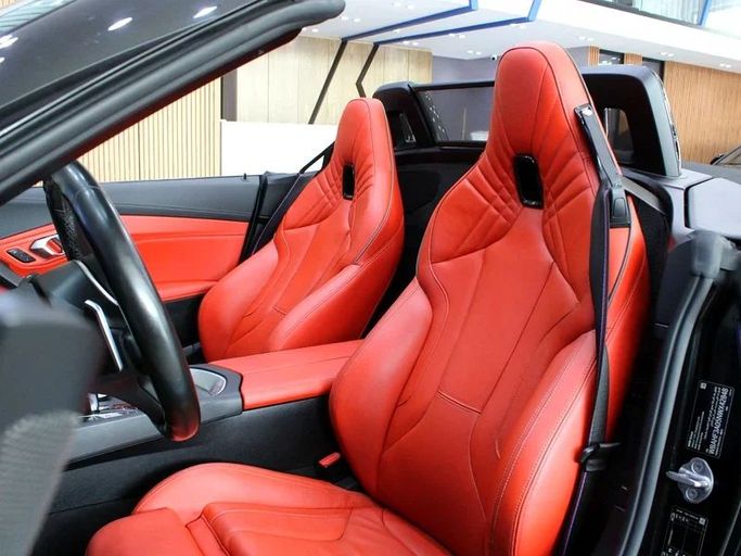 Подержанный BMW Z4 30i III (G29), 2.0 л, 2022 в Дубае от Hot Wheel Used Motors Черный цвет. GCC | AUTO.AE