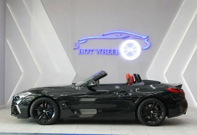 Подержанный BMW Z4 30i III (G29), 2.0 л, 2022 в Дубае от Hot Wheel Used Motors Черный цвет. GCC | AUTO.AE
