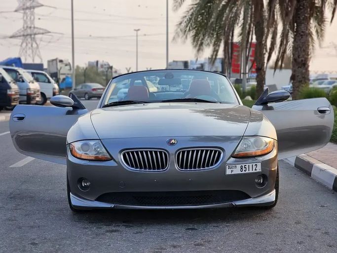 Used BMW Z4 I (E85/E86), 3.0 l, 2004 in Dubai by Valcor Auto, Grey color. Japanese Specs | AUTO.AE