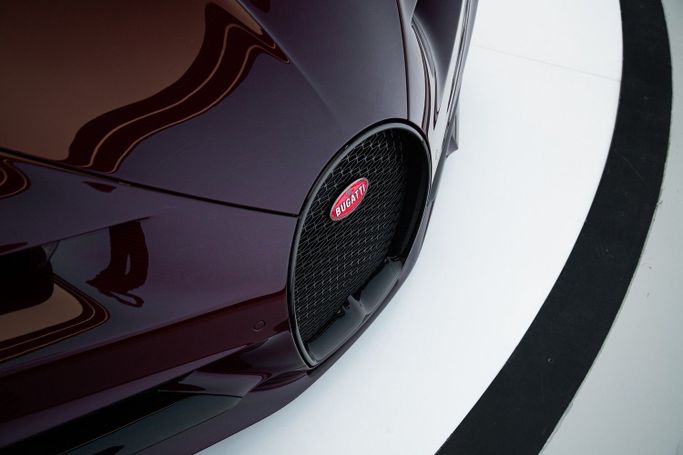 مستعملة Bugatti Chiron, 8.0 l, 2018 في في دبي من Exotic Cars، اللون عنابي. أخرى | AUTO.AE