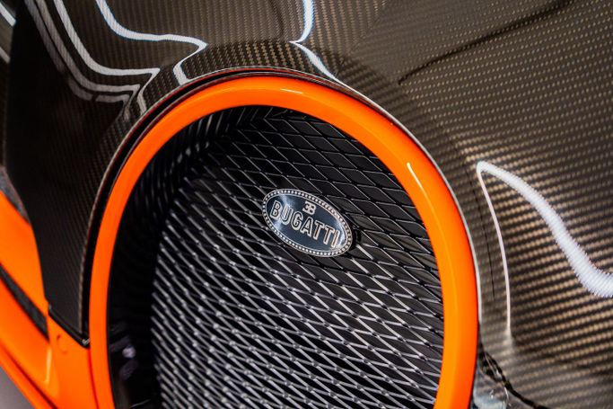 New Bugatti EB Veyron 16.4 SS, 8.0 l, 2011 in Dubai, Black color. GCC Specs | AUTO.AE