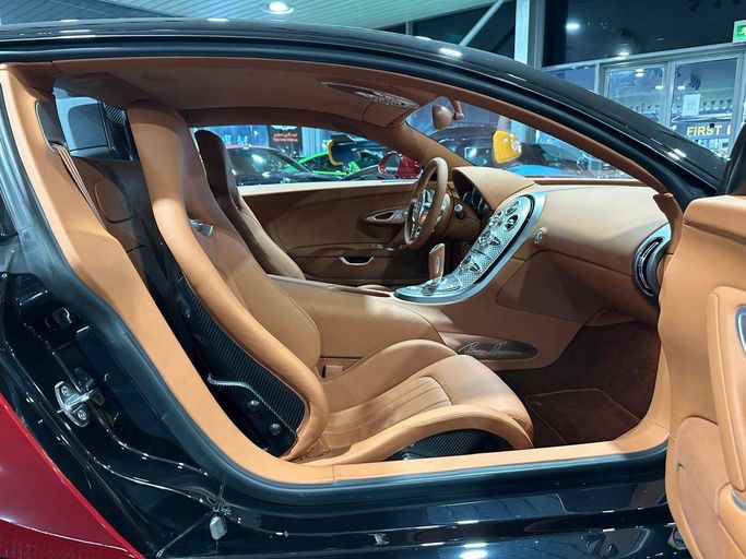 Used Bugatti EB Veyron 16.4, 8.0 l, 2009 in Dubai, Black color. GCC Specs | AUTO.AE