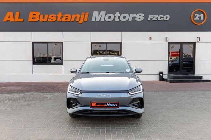 Новый BYD e2 I Рестайлинг, 2025 в Дубае от Albustanji Motors FZCO Серый цвет.  | AUTO.AE