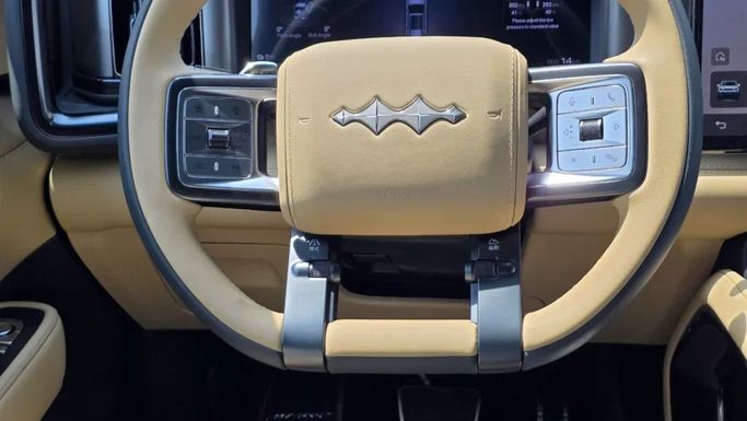 Новый BYD FangChengBao Leopard 5 I Рестайлинг, 1.5 л, 2025 в Дубае от Alwan Global Cars Зеленый цвет. Other | AUTO.AE