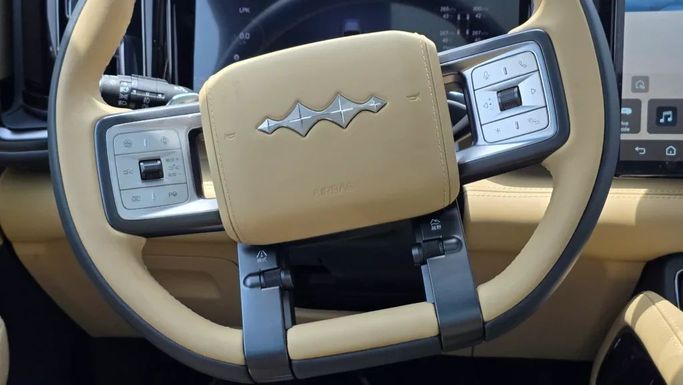 Новый BYD FangChengBao Leopard 5 I Рестайлинг, 1.5 л, 2025 в Дубае от Alwan Global Cars Зеленый цвет. Other | AUTO.AE