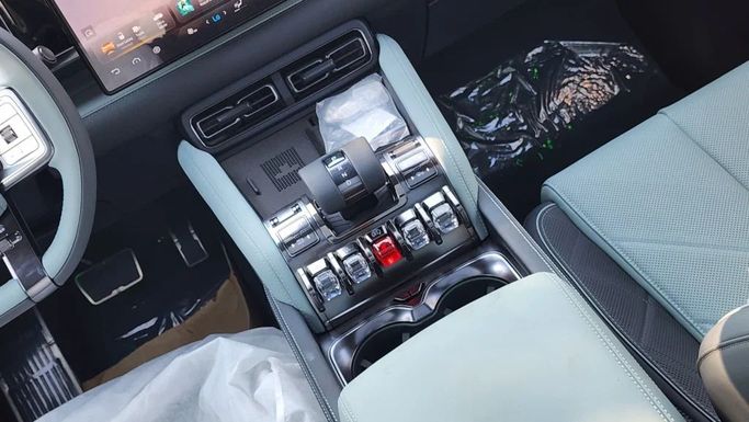 Новый BYD FangChengBao Leopard 5 I, 1.5 л, 2024 в Дубае от Alwan Global Cars Зеленый цвет. Other | AUTO.AE
