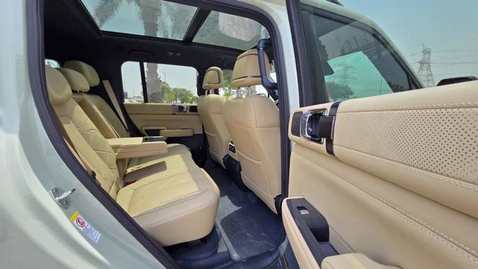 New BYD FangChengBao Leopard 5 I Facelift, 1.5 l, 2025 in Dubai by Alwan Global Cars, Green color. Other | AUTO.AE