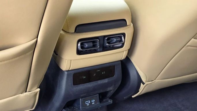 New BYD FangChengBao Leopard 5 I Facelift, 1.5 l, 2025 in Dubai by Alwan Global Cars, Black color. Other | AUTO.AE