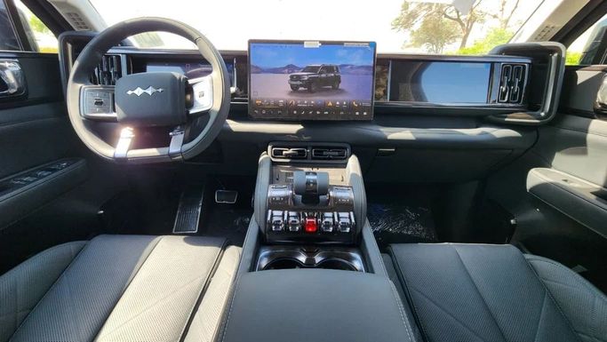 New BYD FangChengBao Leopard 5 I Facelift, 1.5 l, 2025 in Dubai by Alwan Global Cars, Black color. Other | AUTO.AE