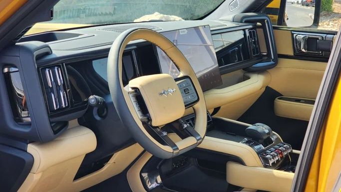 New BYD FangChengBao Leopard 5 I, 1.5 l, 2024 in Dubai by Alwan Global Cars, Golden color. Other | AUTO.AE