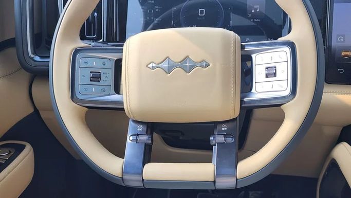 New BYD FangChengBao Leopard 5 I, 1.5 l, 2024 in Dubai by Alwan Global Cars, Black color. Other | AUTO.AE