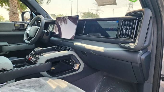 New BYD FangChengBao Leopard 5 I, 1.5 l, 2024 in Dubai by Alwan Global Cars, Grey color. Other | AUTO.AE