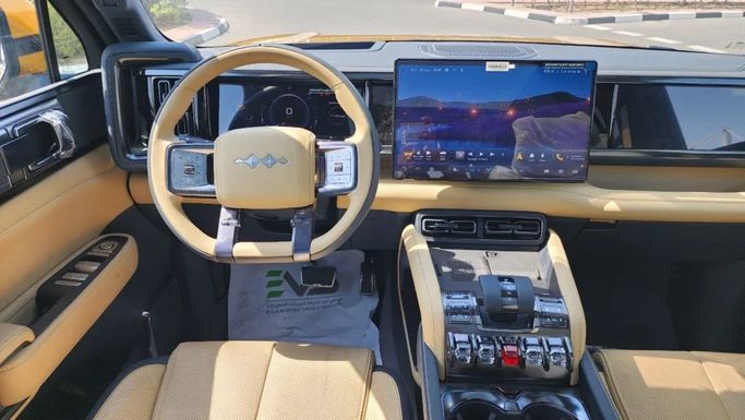New BYD FangChengBao Leopard 5 I, 1.5 l, 2023 in Dubai by Alwan Global Cars, Golden color. Other | AUTO.AE