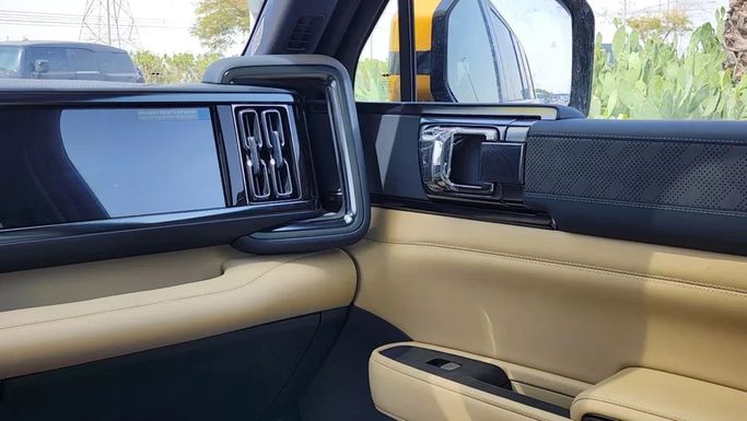 New BYD FangChengBao Leopard 5 I, 1.5 l, 2024 in Dubai by Alwan Global Cars, Golden color. Other | AUTO.AE