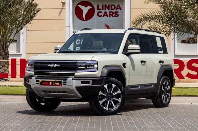 Подержанный BYD FangChengBao Leopard 5 I, 1.5 л, 2025 в Дубае от Linda Cars Бежевый цвет. Китайская | AUTO.AE