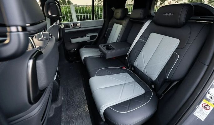 Новый BYD FangChengBao Leopard 5 I, 1.5 л, 2024 в Дубае от Altass Motors Серый цвет. Other | AUTO.AE