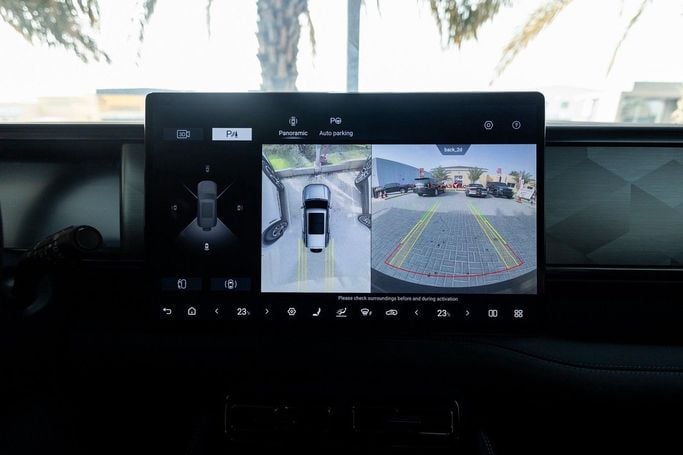 Подержанный BYD FangChengBao Leopard 5 I, 1.5 л, 2024 в Дубае от Linda Cars Серый цвет. Китайская | AUTO.AE