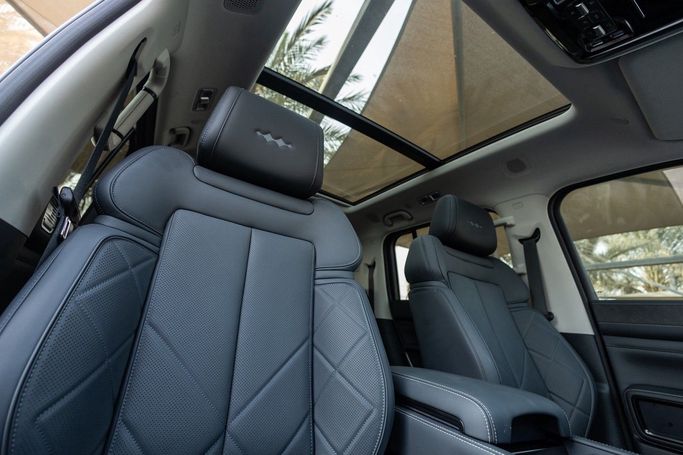 Подержанный BYD FangChengBao Leopard 5 I, 1.5 л, 2024 в Дубае от Linda Cars Серый цвет. Китайская | AUTO.AE