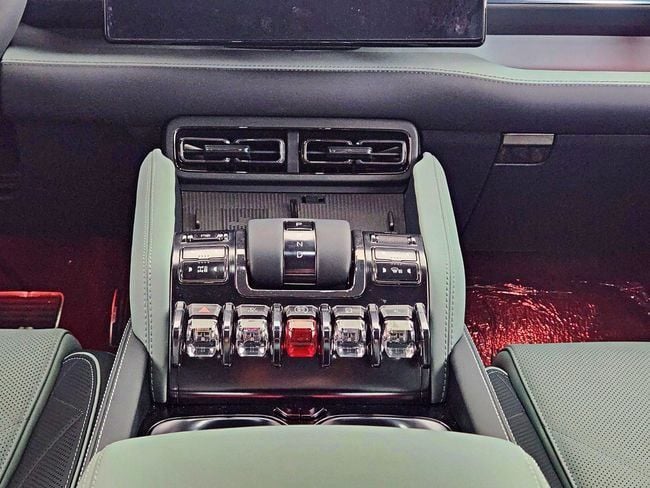 Новый BYD FangChengBao Leopard 5 I, 1.5 л, 2025 в Дубае от Gulf Motors Зеленый цвет. Китайская | AUTO.AE