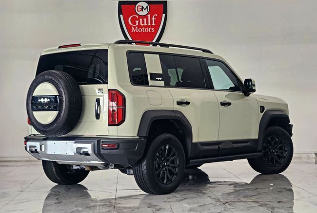 Новый BYD FangChengBao Leopard 5 I, 1.5 л, 2025 в Дубае от Gulf Motors Зеленый цвет. Китайская | AUTO.AE