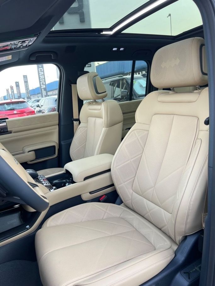 New BYD FangChengBao Leopard 5 I Facelift, 1.5 l, 2025 in Dubai by Quatro Motors, Black color.  | AUTO.AE