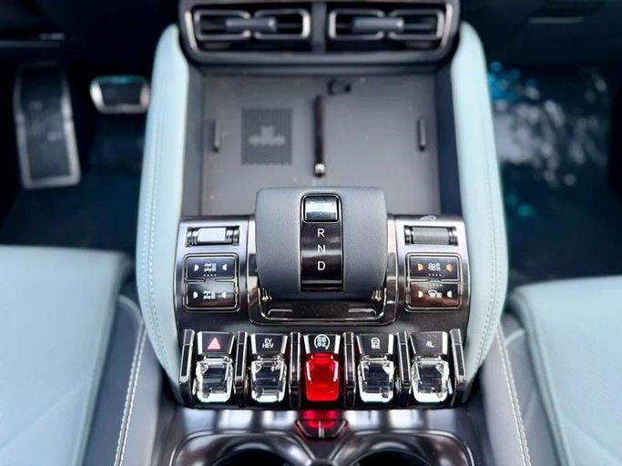 Новый BYD FangChengBao Leopard 5 I Рестайлинг, 1.5 л, 2025 в Дубае от Empire Motors Черный цвет. Китайская | AUTO.AE