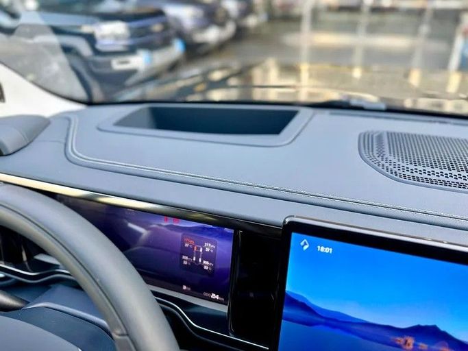 Новый BYD FangChengBao Leopard 5 I Рестайлинг, 1.5 л, 2025 в Дубае от Empire Motors Серый цвет. Китайская | AUTO.AE